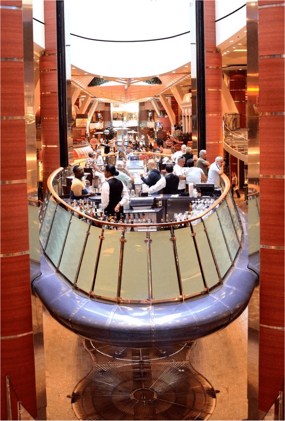 Rising Tide Bar-Royal Caribbean